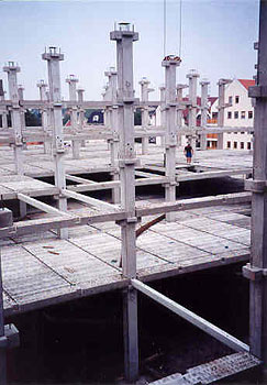 Csaba Center parkol